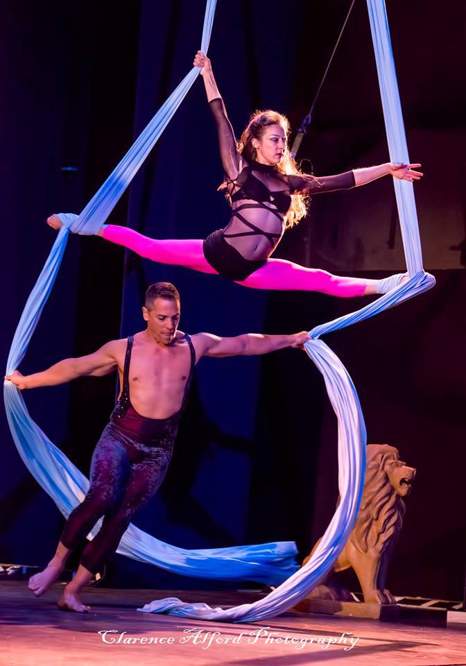Aerial Partner Cirque with Lexi Pearl and Eric Newton